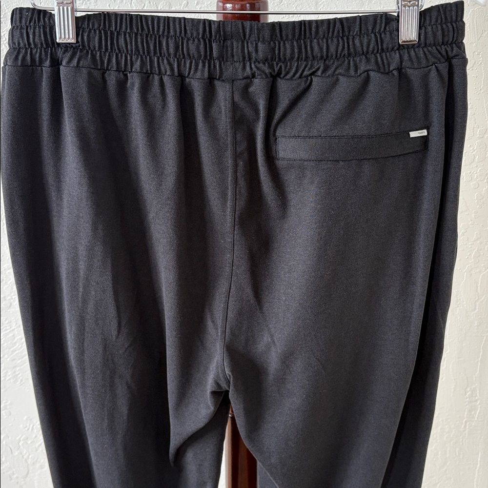 Men’s Vuori joggers. - Picture 6 of 12